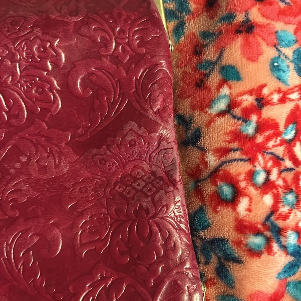 HOBO Lauren Clutch Wallet - Embroidered Plum - Picture 15 of 15